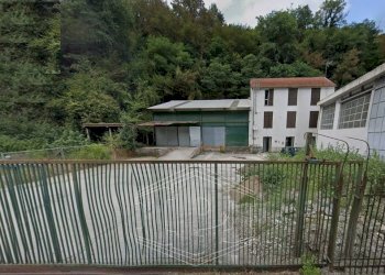 Capannone via Don Minzoni, Sant'Olcese - foto 4