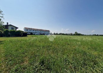 Building land Via Fratelli Bandiera, Corbetta - photo 1