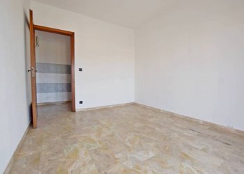 Camera da letto - Quadrilocale via Giovanni XXIII, 13, Beinette - foto 17