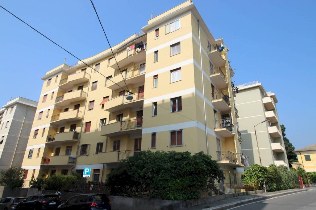 Facciata - Four-room apartment via Taggia, Genova - photo 1