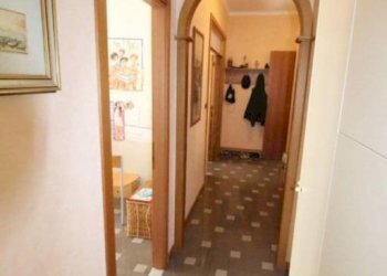 Corridoio - Four-room apartment via Taggia, Genova - photo 15