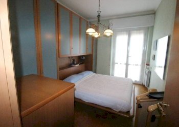 Camera da letto - Four-room apartment via Taggia, Genova - photo 19