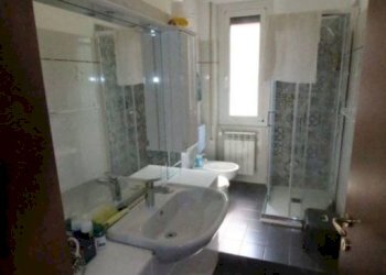 Bagno - Four-room apartment via Taggia, Genova - photo 22