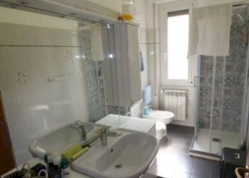 Bagno - Four-room apartment via Taggia, Genova - photo 26