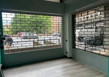 Interno non residenziale - Commercial Activity via Porro, Induno Olona - photo 1