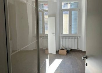 Camera da letto - Three-room apartment vicolo Santa Chiara, Varese - photo 11