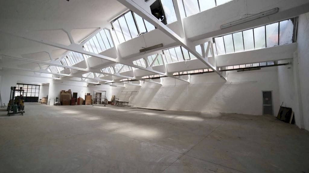 Interno non residenziale - Capannone via Galeazzo Viganò, 12, Triuggio - foto 3