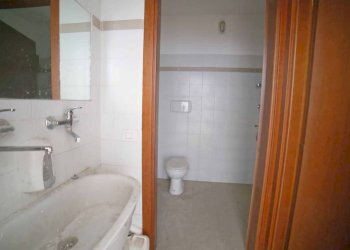 Bagno - Capannone via Galeazzo Viganò, 12, Triuggio - foto 6