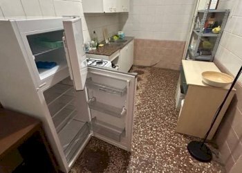 Cucina - Quadrilocale via Santo Stefano, 154, Bologna (zona Centro Storico) - foto 5