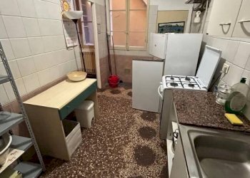 Cucina - Quadrilocale via Santo Stefano, 154, Bologna (zona Centro Storico) - foto 6