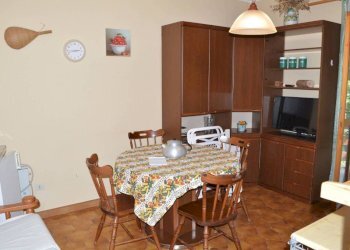 Sala da pranzo - Trilocale via Sant'Anna, 30, Roburent - foto 2