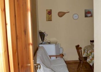 Sala da pranzo - Trilocale via Sant'Anna, 30, Roburent - foto 3