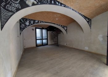 Commercial Premises Mondovì - photo 1