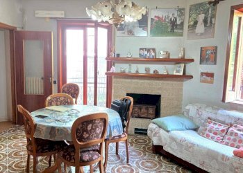 Foto 18 - Trilocale piazza partenio
 
25, Ospedaletto d'Alpinolo - foto 18