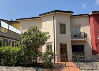 Foto 2 - Casa indipendente VIALE DELLA LIBERTA', Melito Irpino - foto 2