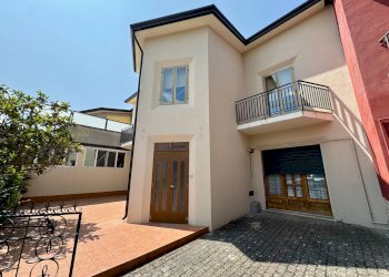 Foto 3 - Casa indipendente VIALE DELLA LIBERTA', Melito Irpino - foto 3