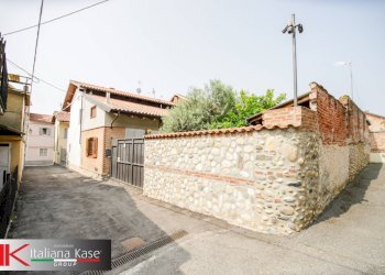 Foto 1 - Casa semi indipendente via vittorio veneto b
 
27, Caluso - foto 1