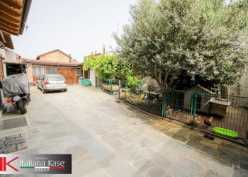 Foto 2 - Casa semi indipendente via vittorio veneto b
 
27, Caluso - foto 2