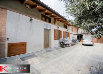 Foto 3 - Casa semi indipendente via vittorio veneto b
 
27, Caluso - foto 3