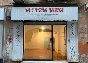 Foto 4 - Locale Commerciale Via Di Fossatello
 
5r, Genova - foto 4