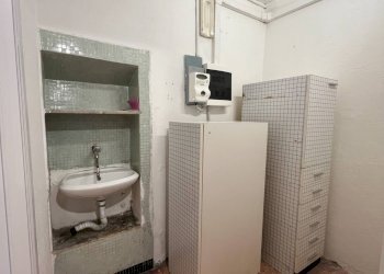 Foto 8 - Locale Commerciale Via Di Fossatello
 
5r, Genova - foto 8