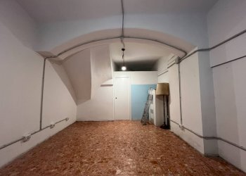 Foto 13 - Locale Commerciale Via Di Fossatello
 
5r, Genova - foto 13