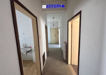 Foto 6 - Quadrilocale Piazza Caulonia
 
1, Cosenza - foto 6