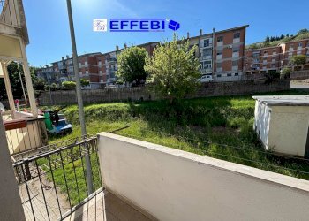 Foto 10 - Quadrilocale Piazza Caulonia
 
1, Cosenza - foto 10