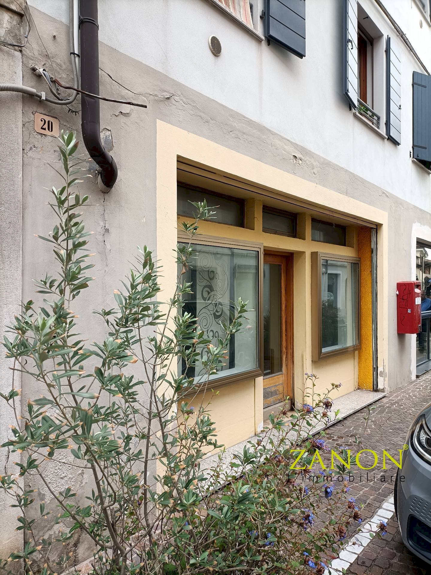 Foto 1 - Locale Commerciale Via Friuli, Cormons - foto 1