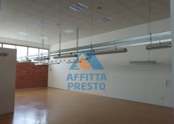 Foto 2 - Capannone Cerreto Guidi - foto 2