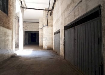 Foto 3 - Box VIA SAN METODIO
 
20, Siracusa - foto 3