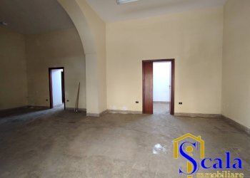 Foto 3 - Locale Commerciale CORSO UMBERTO I, Macerata Campania - foto 3