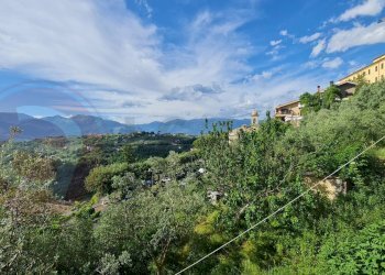 Foto 1 - Rustico Via Maiura
 
19, Arpino - foto 1