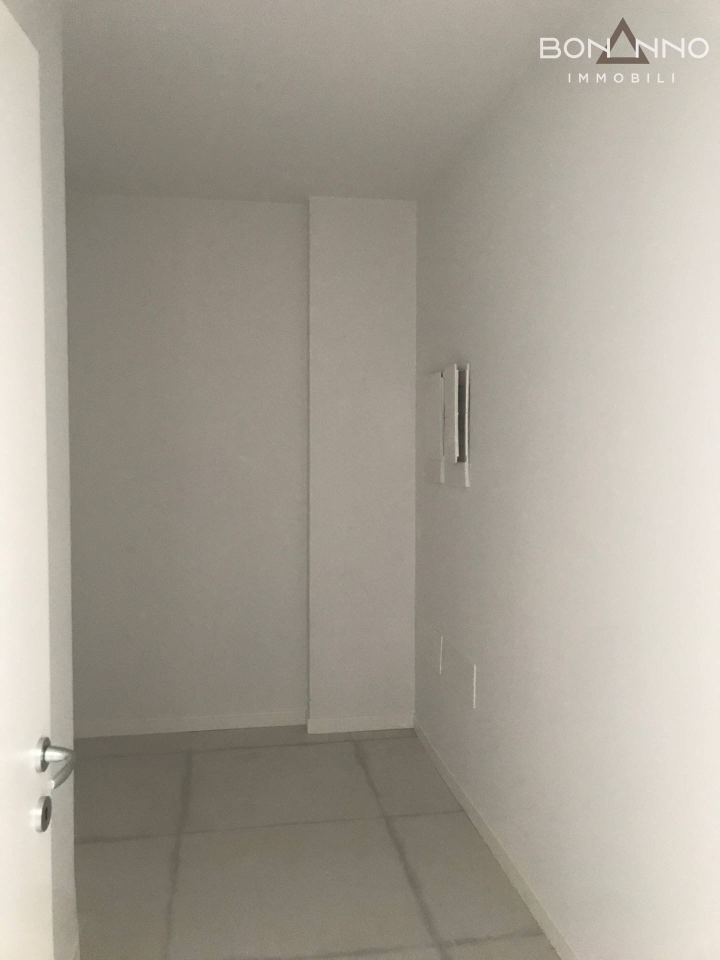 Foto 2 - Office Via Piave
 
2, Montebelluna - photo 2