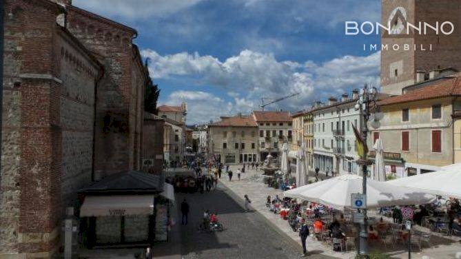 Foto 3 - Commercial Premises piazza libertà
 
0, Bassano del Grappa - photo 3