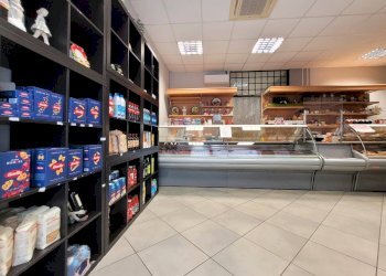 Foto 11 - Commercial Activity Piazza della Loggia
 
12, Marcheno - photo 11