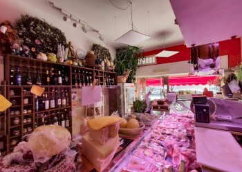 Foto 1 - Attività Commerciale Via Campania, Cagliari - foto 1