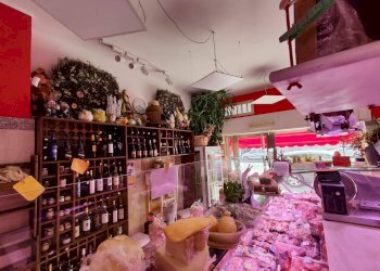 Foto 2 - Attività Commerciale Via Campania, Cagliari - foto 2