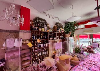 Foto 3 - Attività Commerciale Via Campania, Cagliari - foto 3