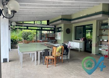 Foto 2 - Locale Commerciale Moniga del Garda - foto 2