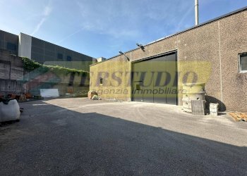 Foto 4 - Capannone Via Industriale
 
11, Monte Marenzo - foto 4