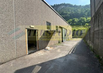 Foto 5 - Capannone Via Industriale
 
11, Monte Marenzo - foto 5