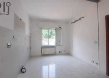 Foto 1 - Trilocale piazza del consolato, Altare - foto 1