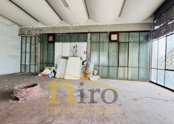 Foto 13 - Locale Commerciale Viale Europa
 
86, Spoltore - foto 13