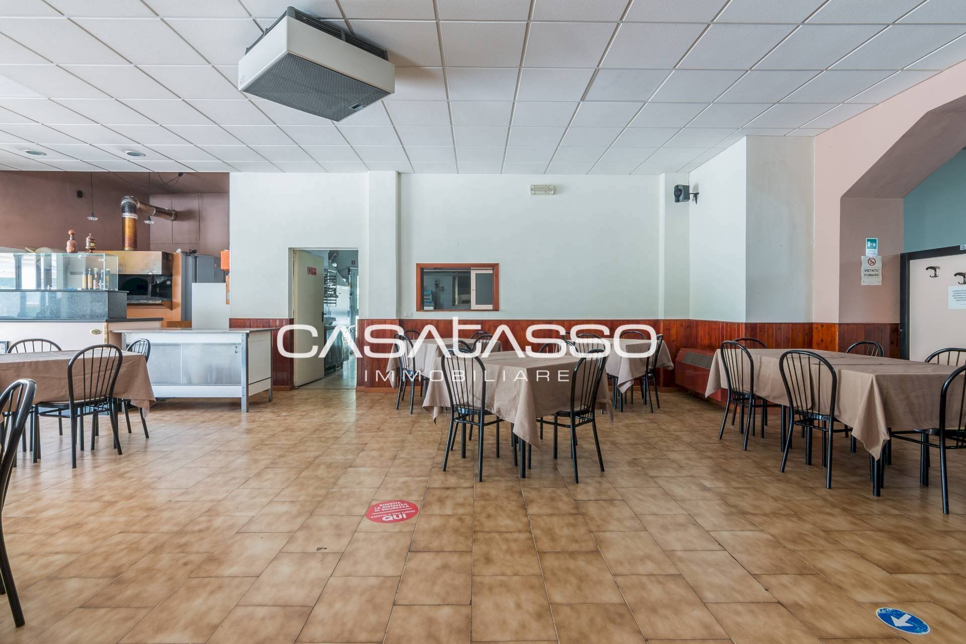 Foto 2 - Commercial Premises Via Vedasto Vecchietti, Pollenza - photo 2