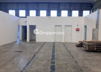 Foto 15 - Locale Commerciale Via Somma
6, Cuggiono - foto 15