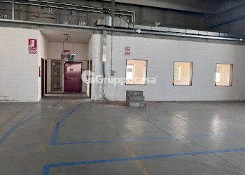 Foto 18 - Locale Commerciale Via Somma
6, Cuggiono - foto 18