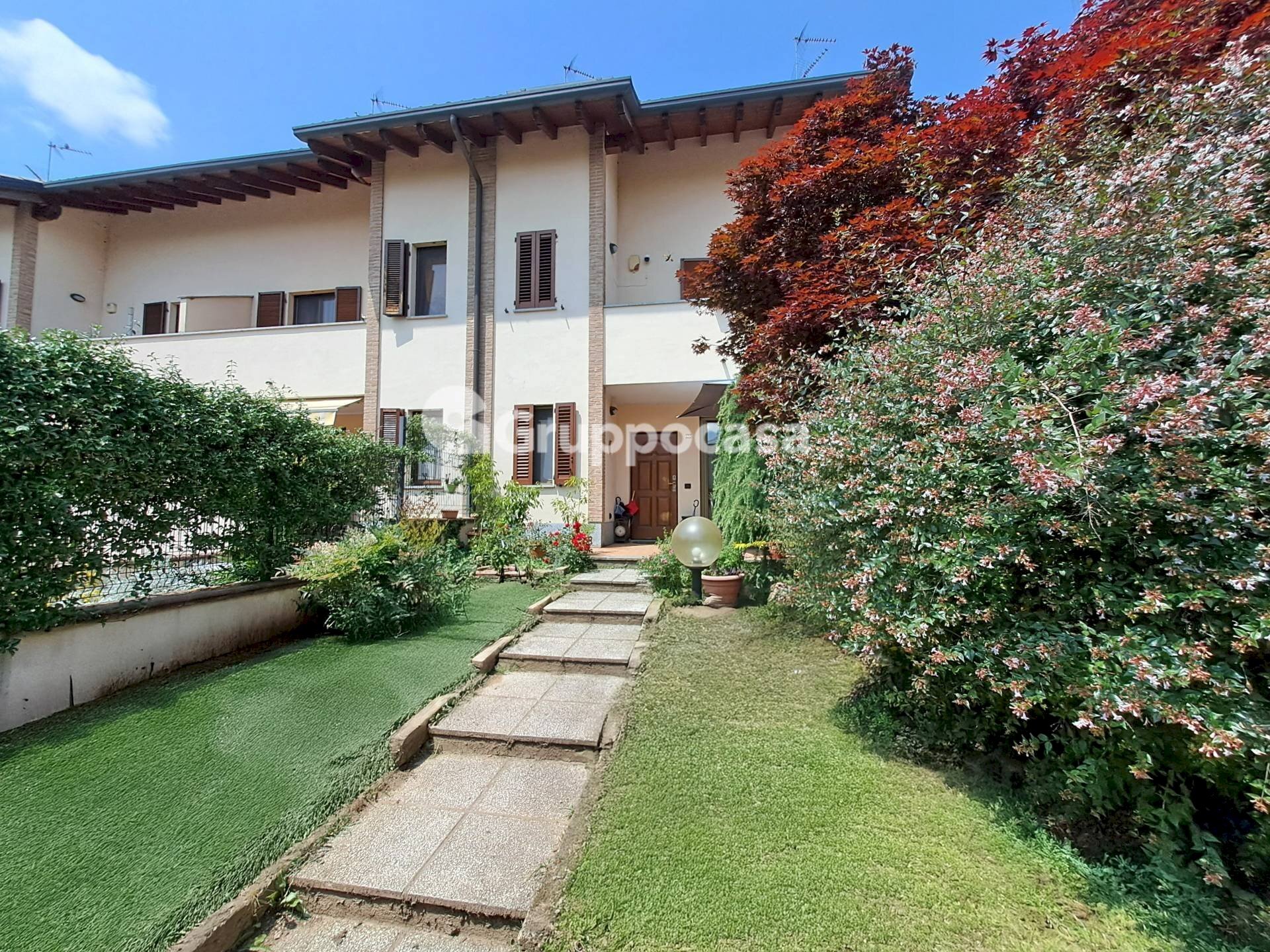 Foto 2 - Villa a Schiera Via Cler
 
170, Magenta - foto 2