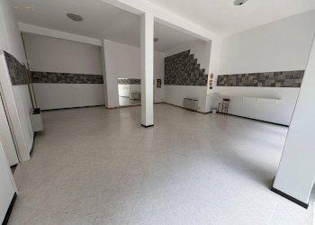 Foto 7 - Locale Commerciale Via C. Battisti
 
56/58, Amandola - foto 7