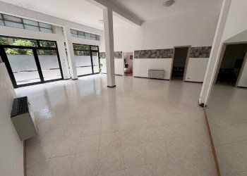 Foto 8 - Locale Commerciale Via C. Battisti
 
56/58, Amandola - foto 8